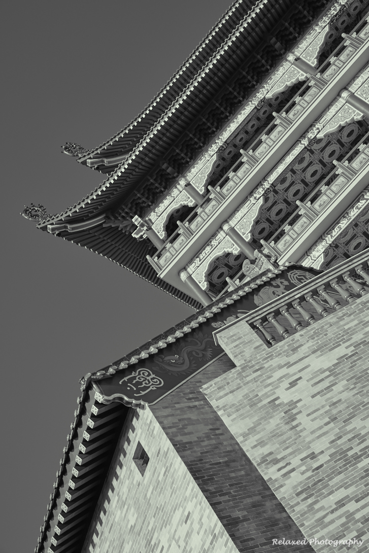 Structures-BW.jpg