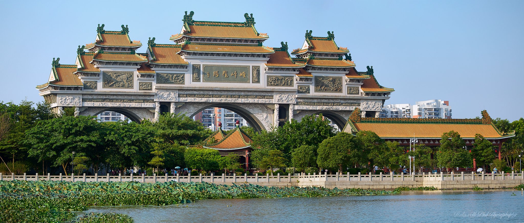 The Gate 001.jpg