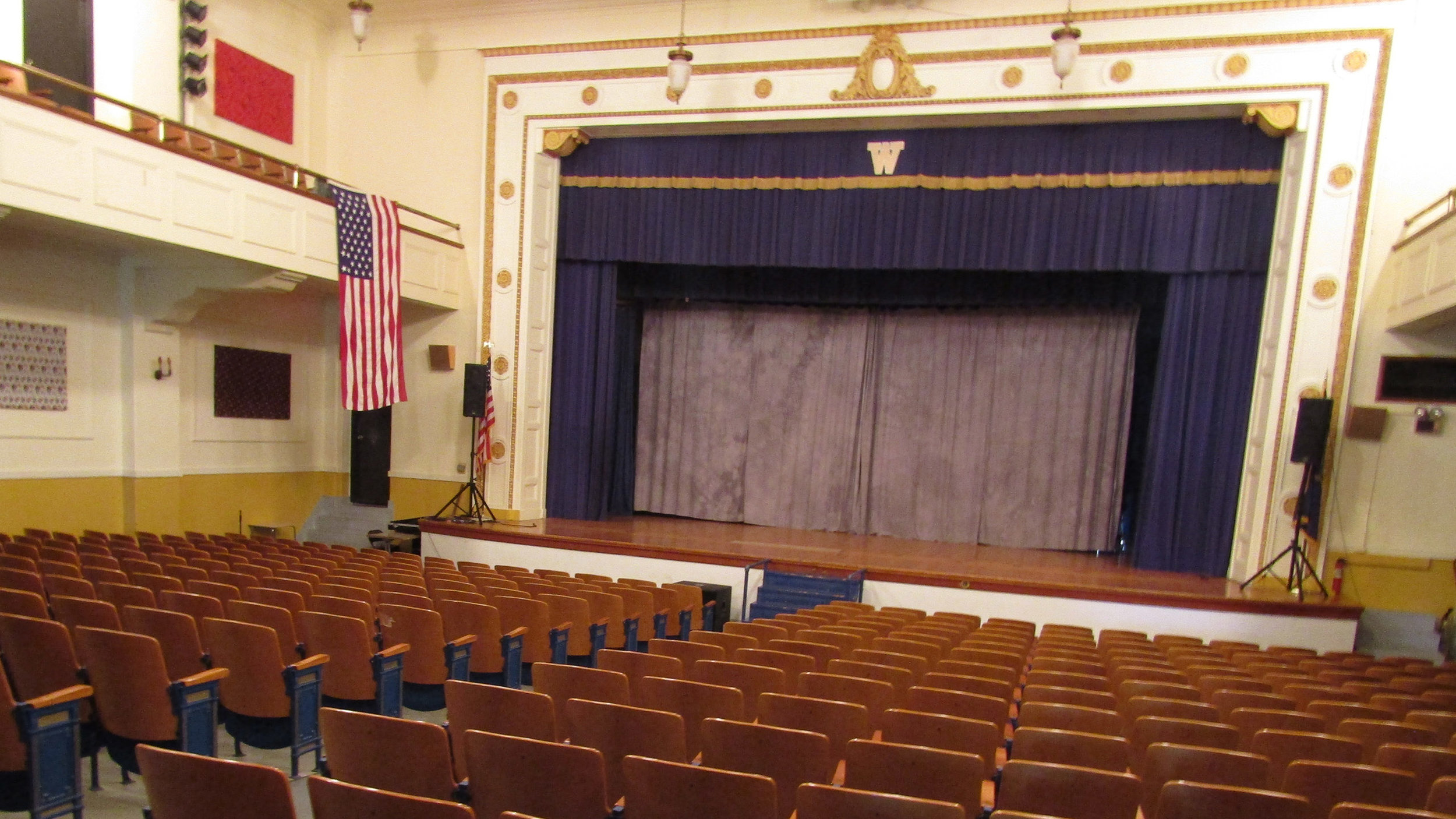 Auditorium_0006.jpg