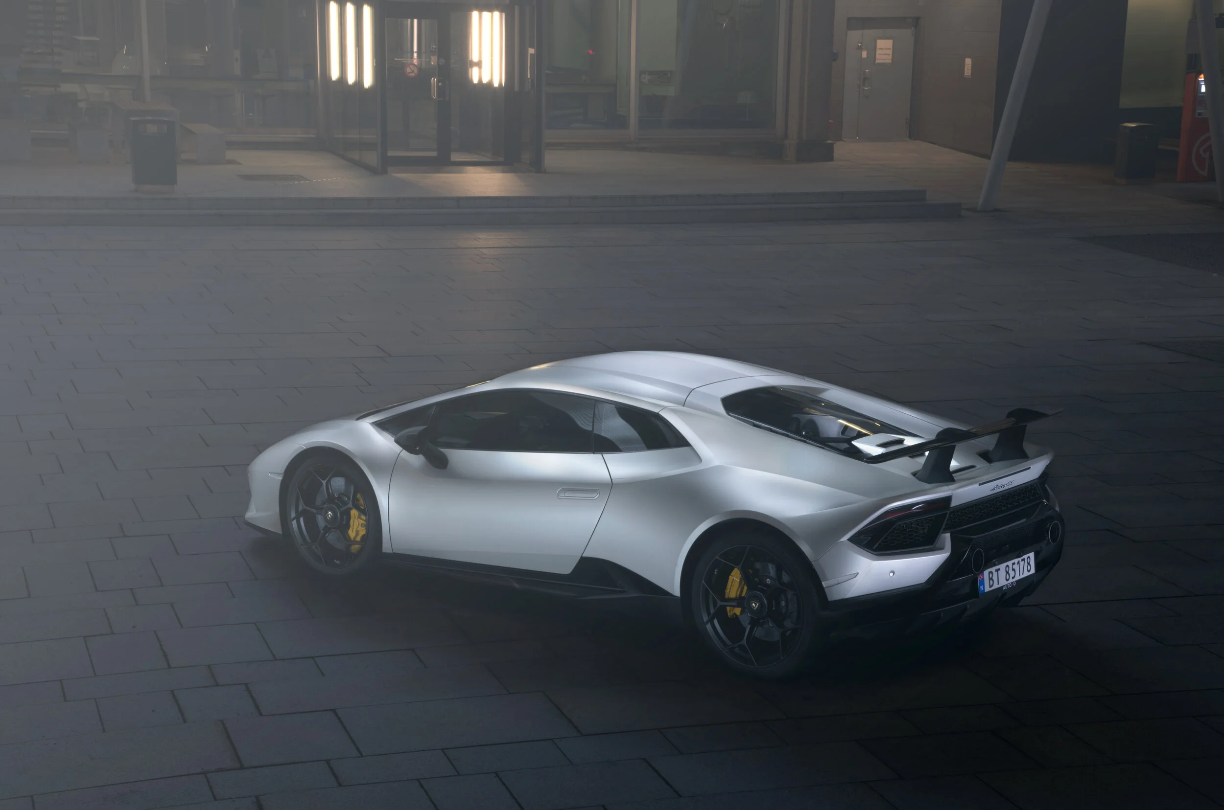 Lambo Fornebu UWM.jpg