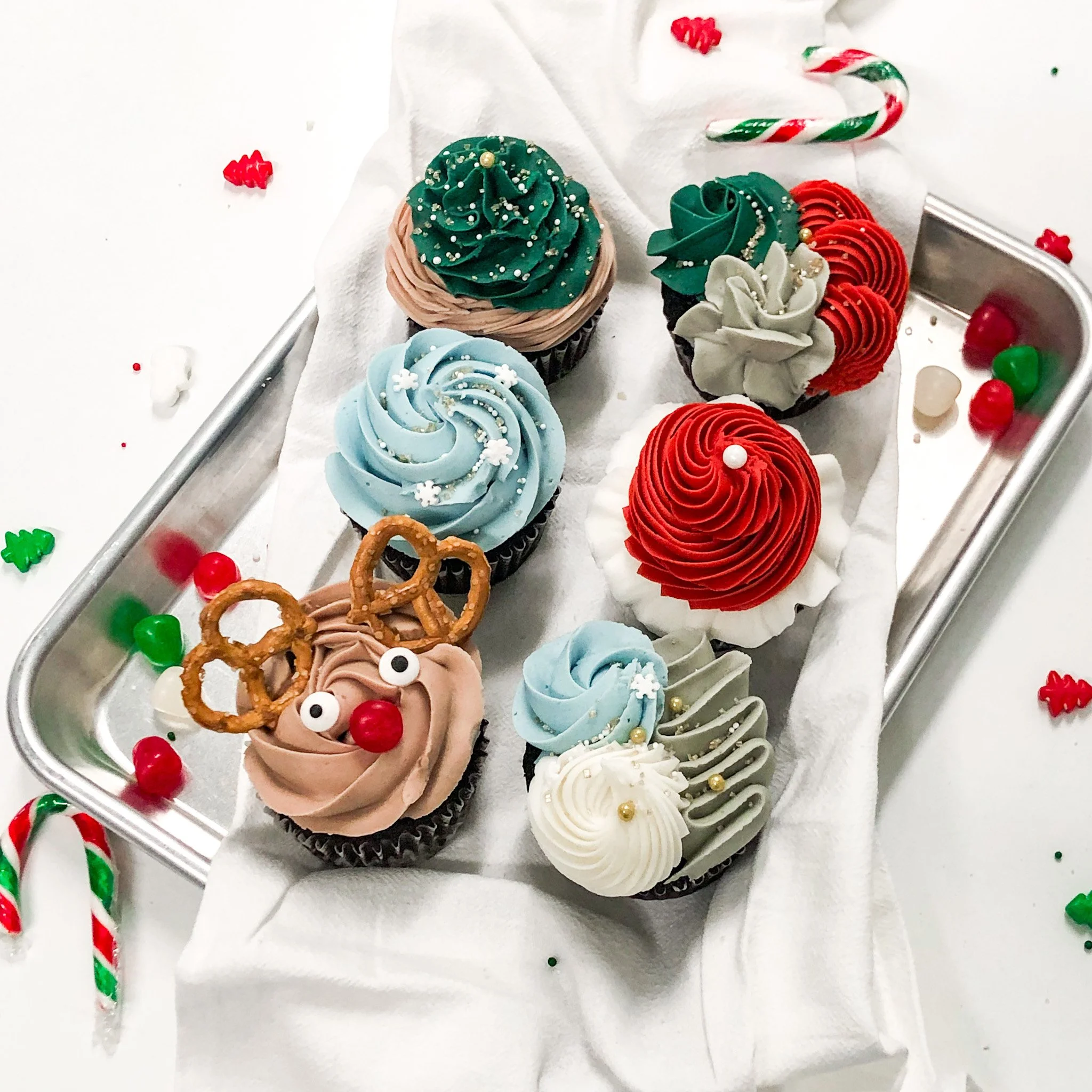 Assorted Christmas Cupcakes