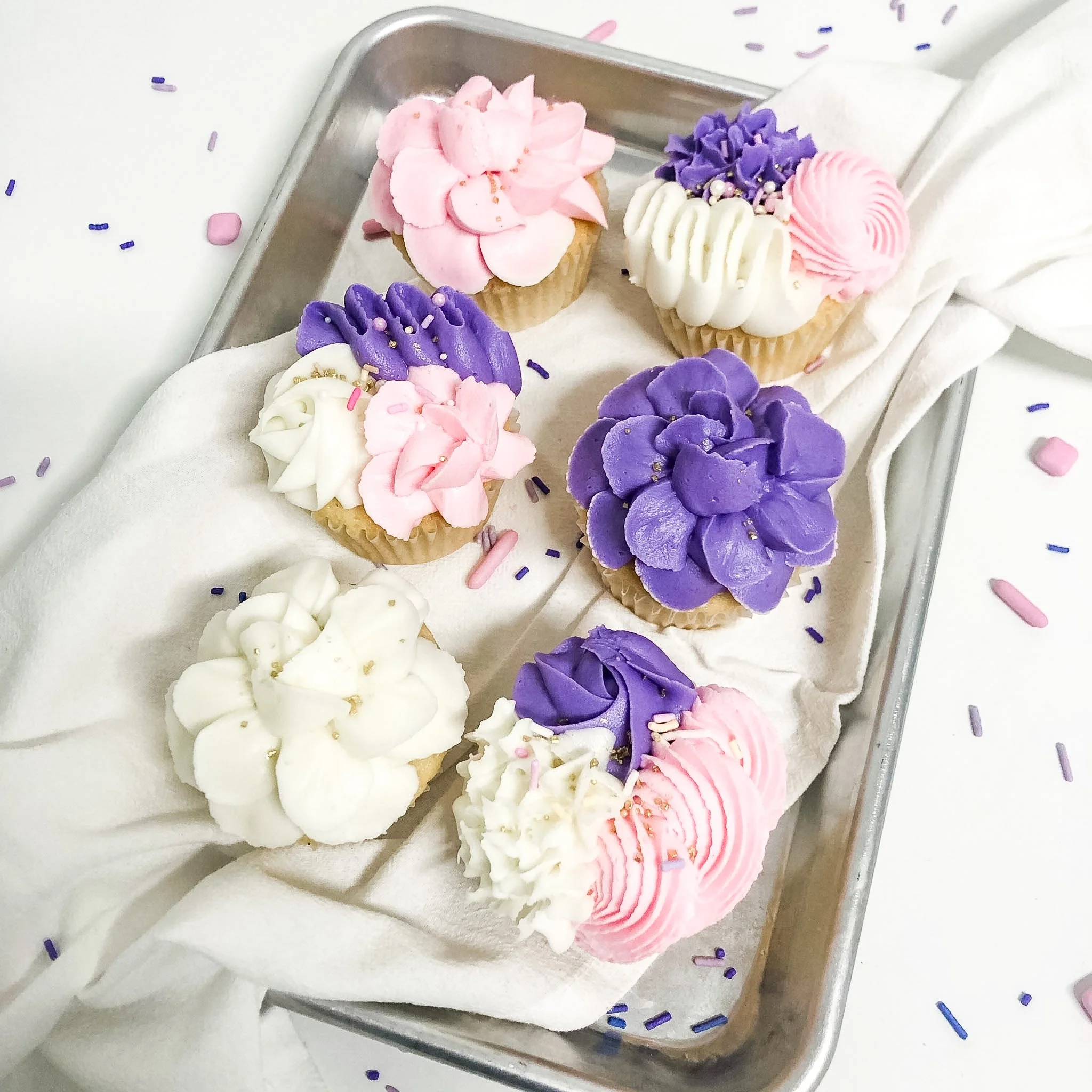 Women's Day Cupcakes