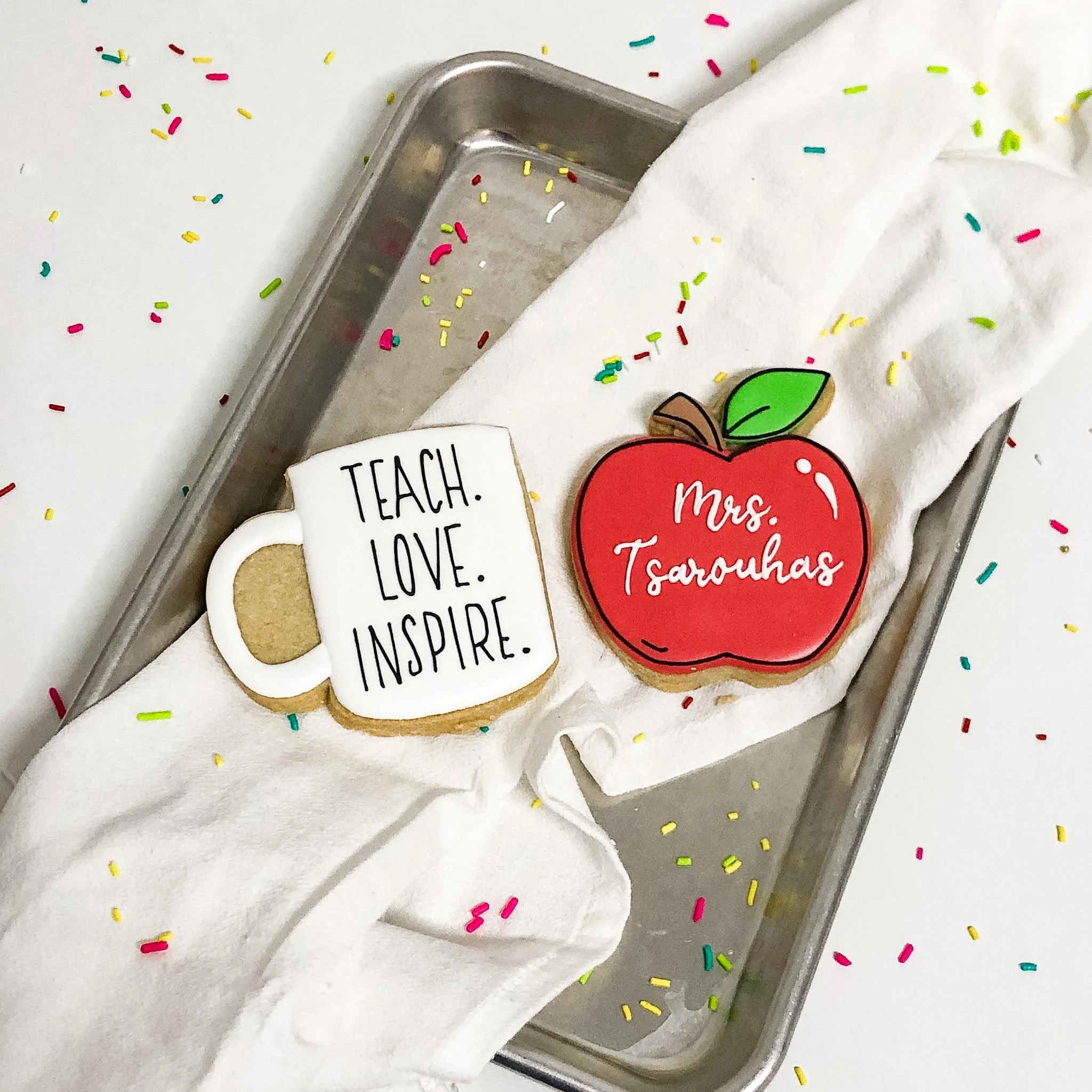 Mug & Personalized Apple