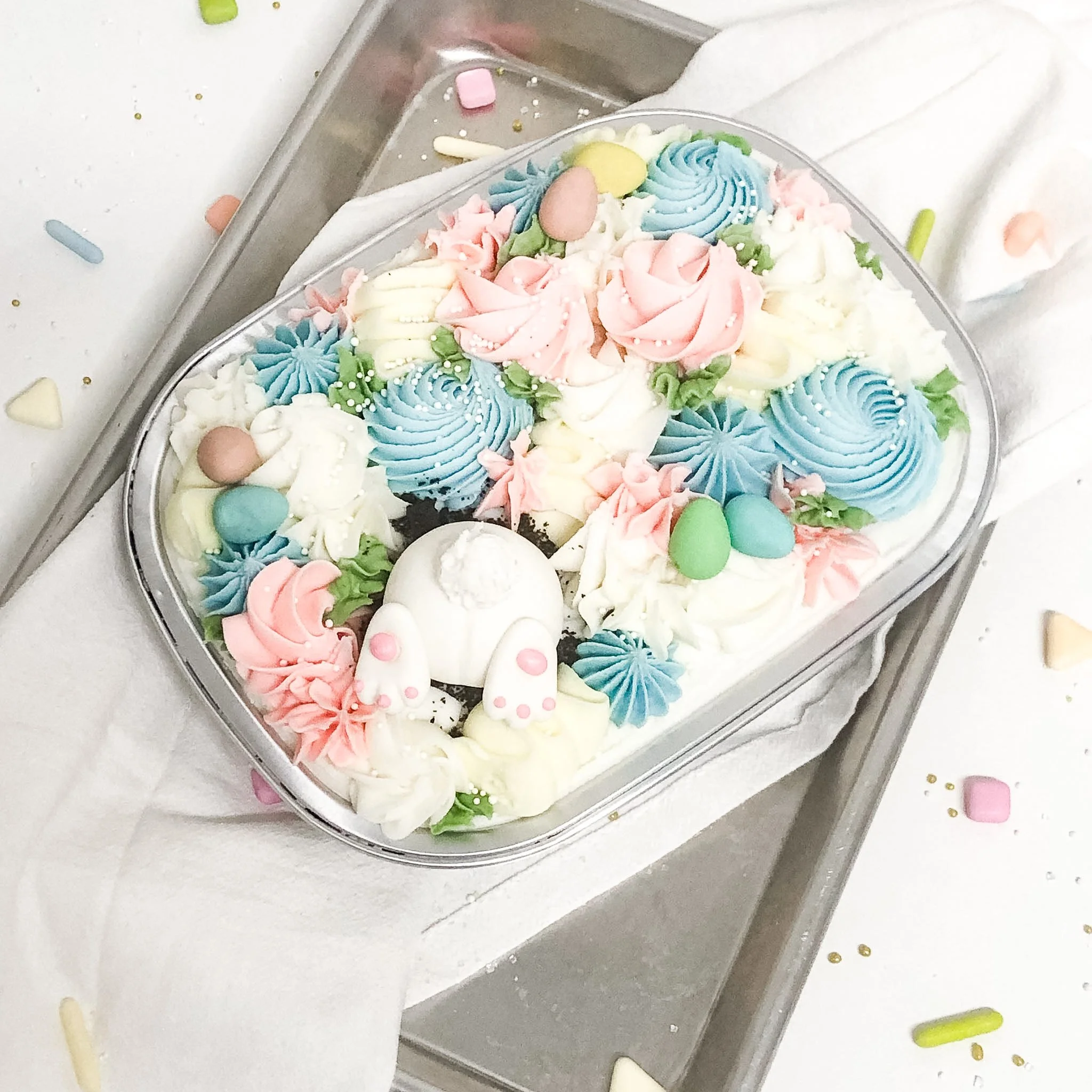 Easter To-Go Cake