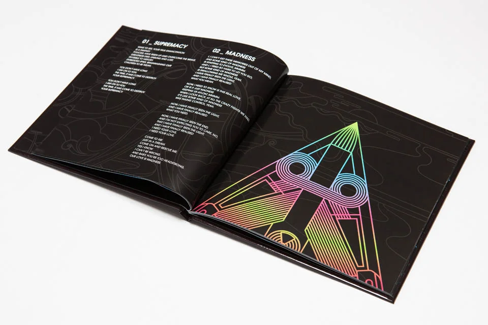 booklet detail2.jpg