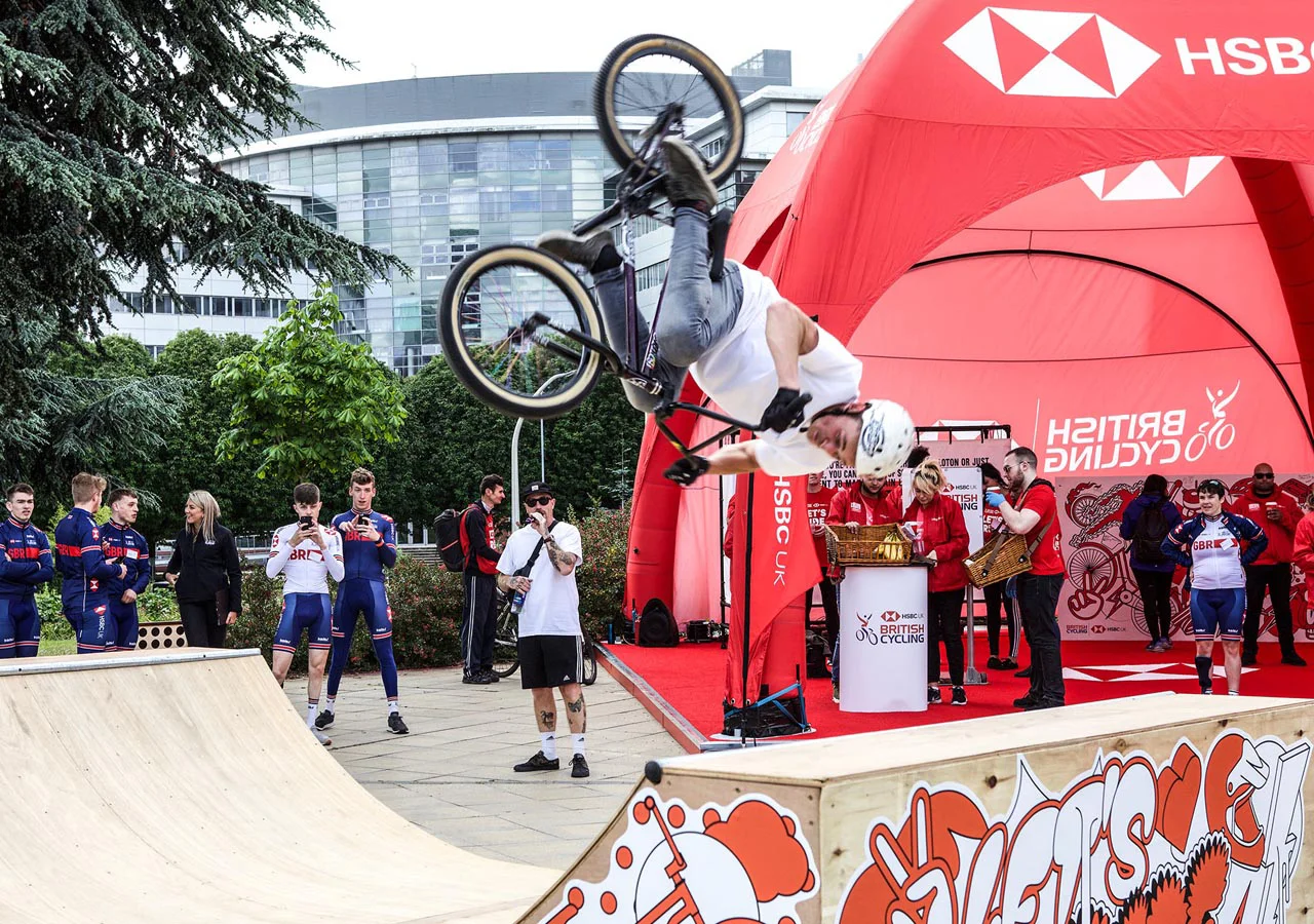 hsbc 9.jpg