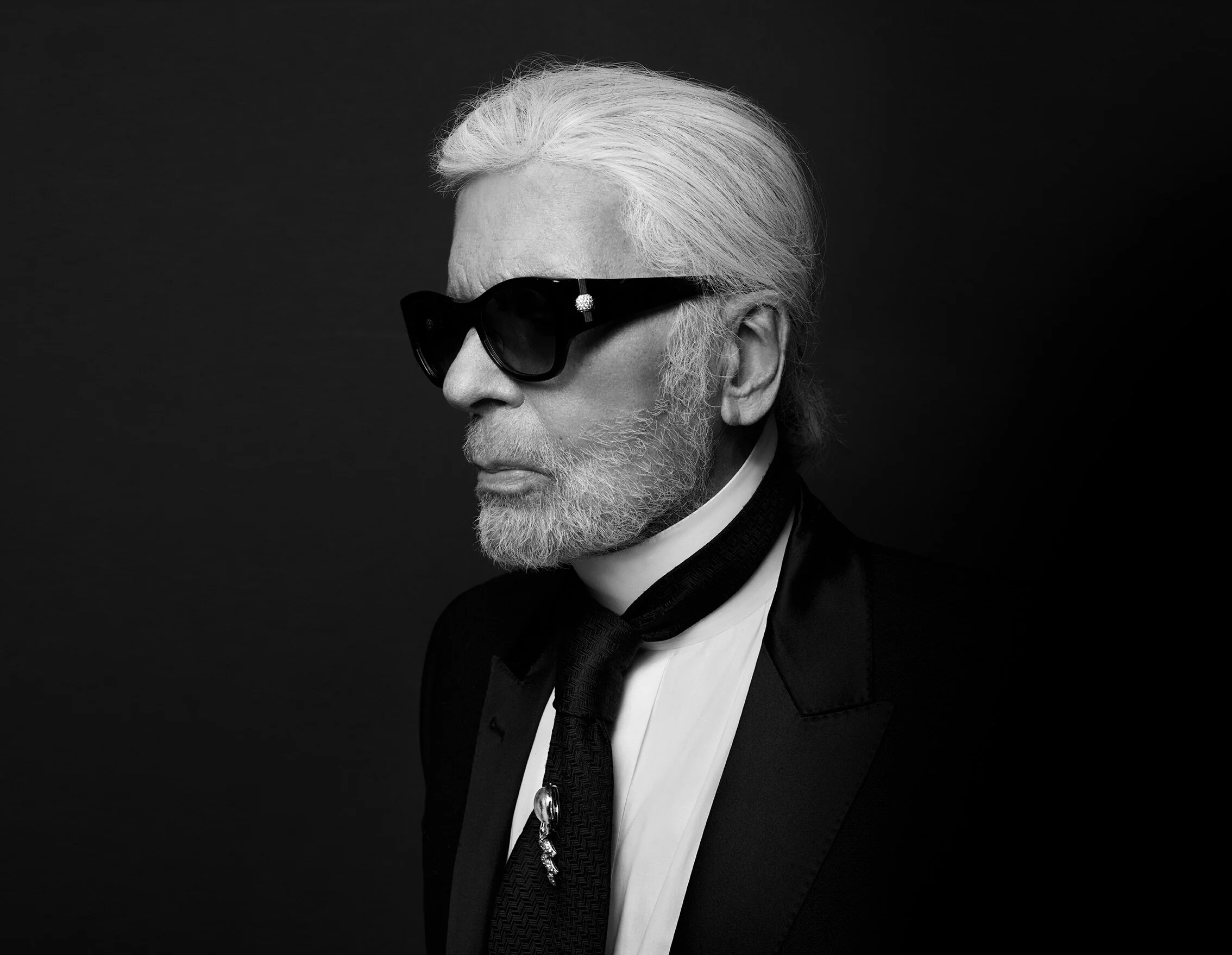 KARL18_001 Large.jpg