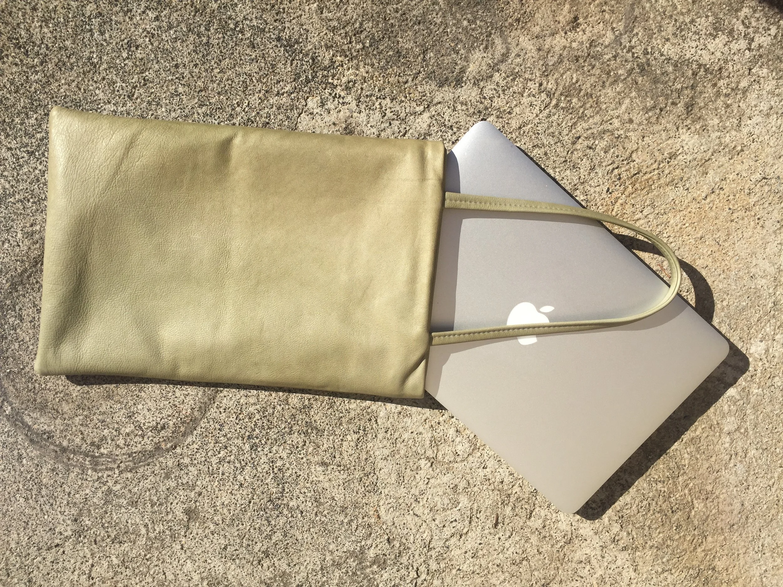02_C_TASCHE.jpg