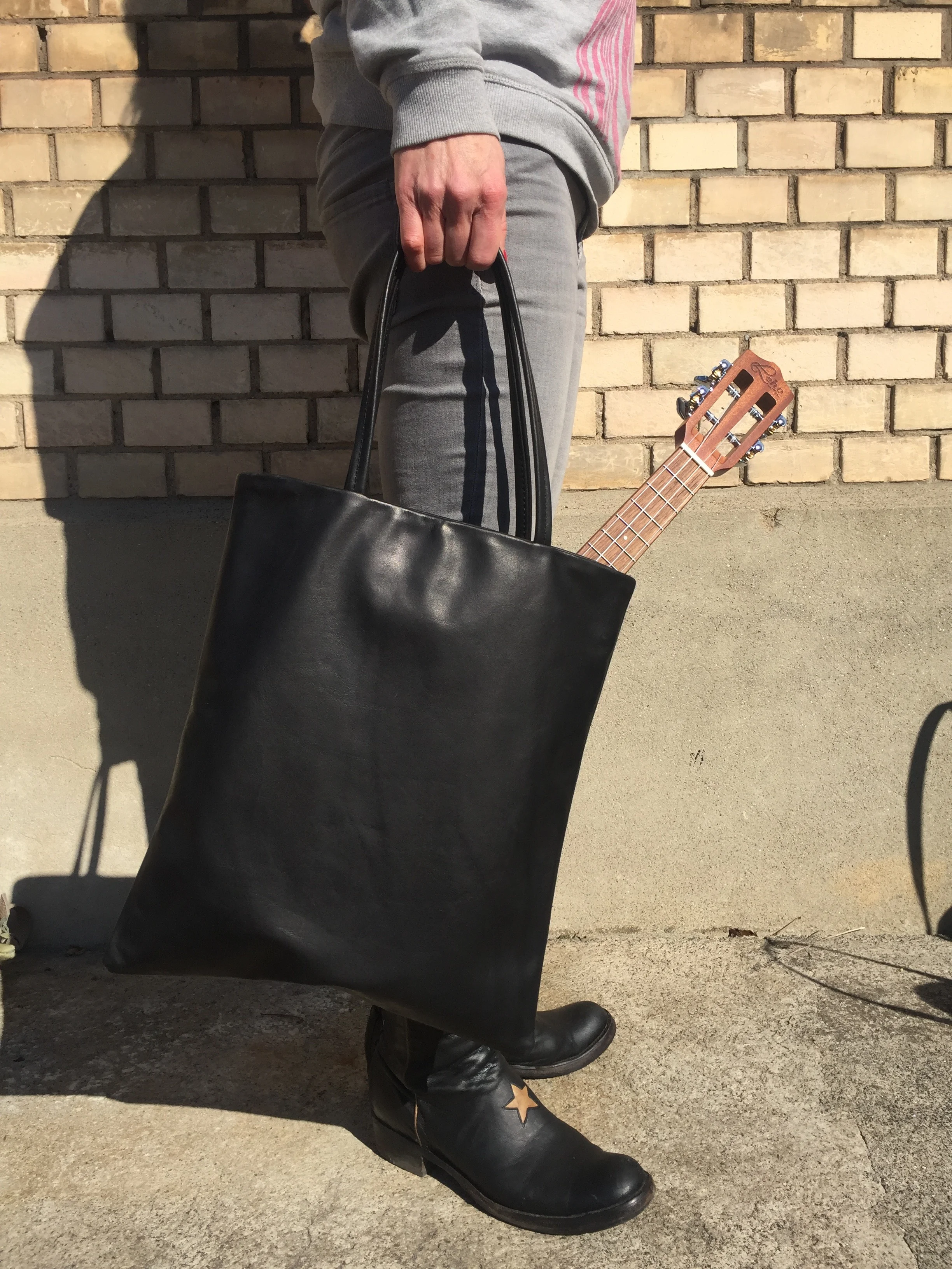 07_GROSSE TOTE