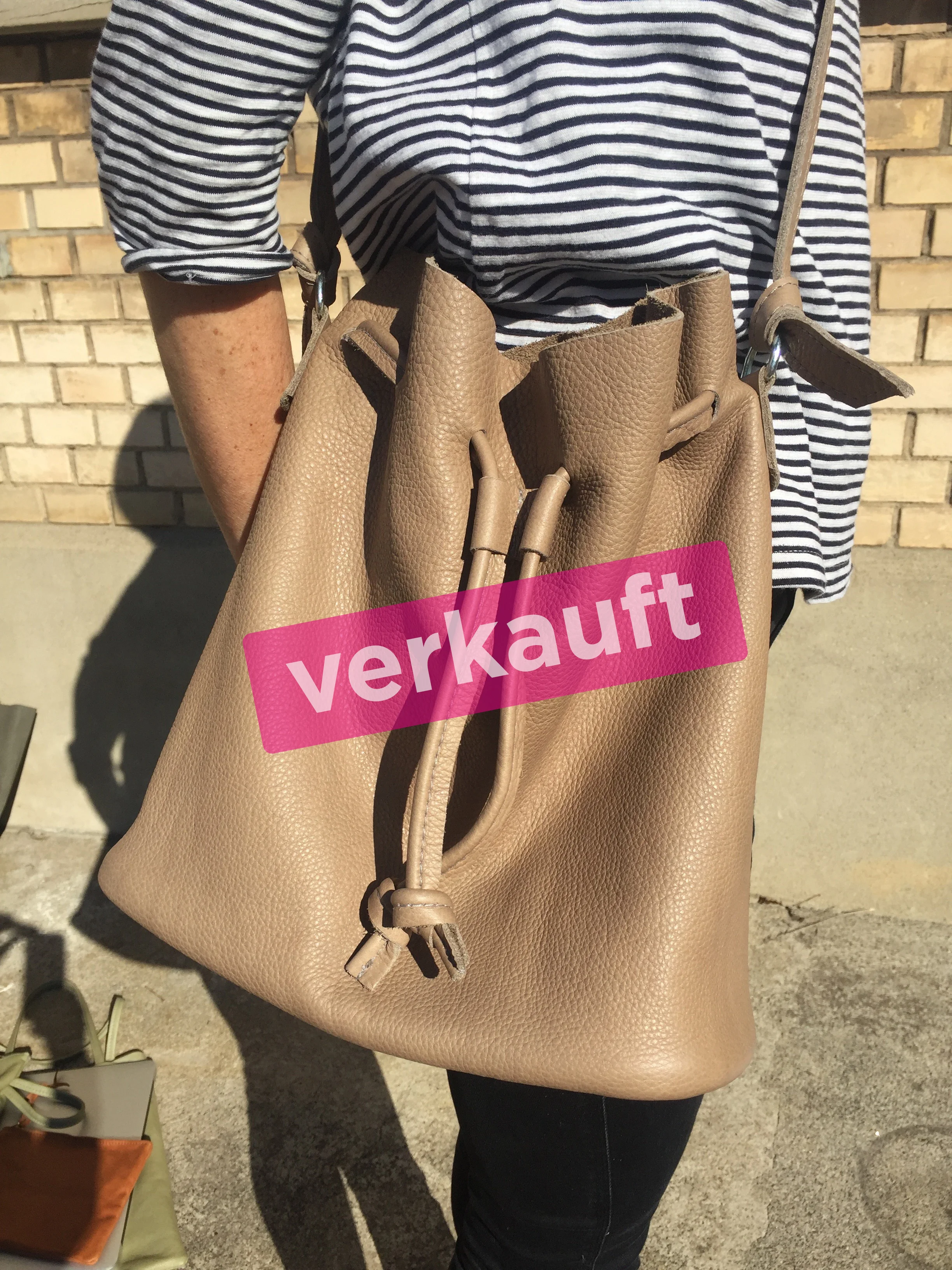 03_A_TASCHE_sold.jpg