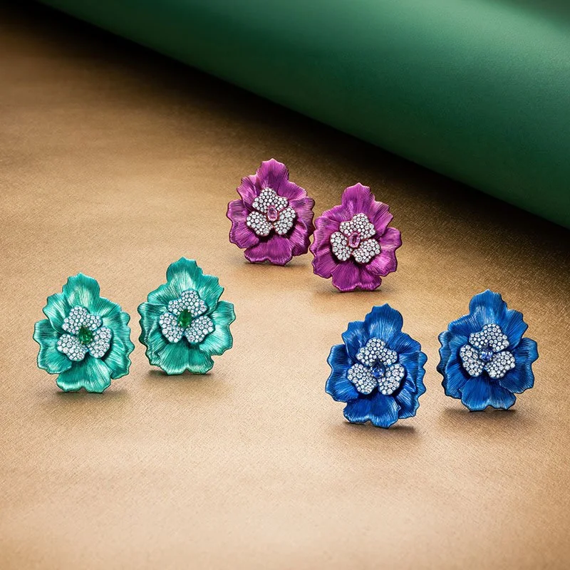 VANLELES-Fleur de Sable-Titanium Earrings.jpg