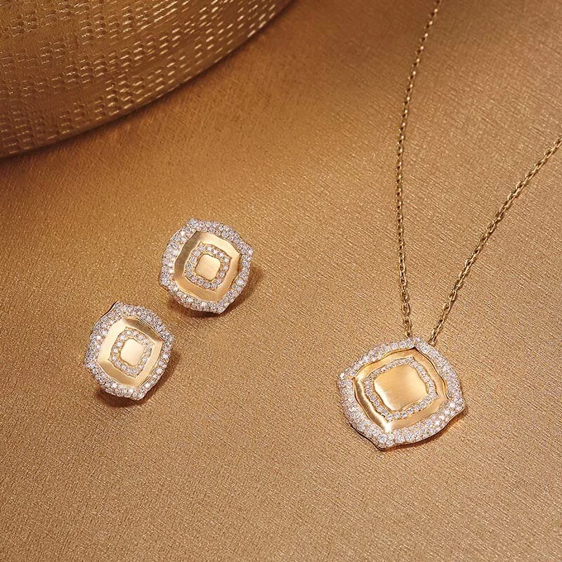 THE NILE CLOSED COCOON YELLOW GOLD 