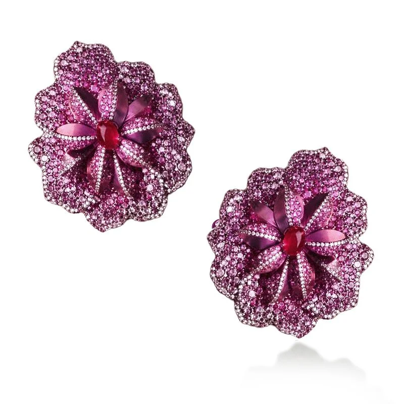 Fleur-de-Sable-18K-Rose-Gold-Titanium-Rubies-Sapphires-Diamonds-Maxi-Earrings-2026.jpg