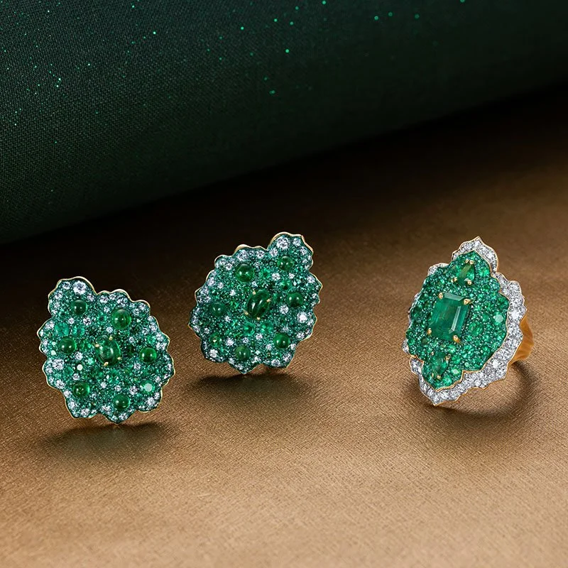 VANLELES-Fleur de Sable-18 karat-diamonds-emeralds-ring-earrings.jpg
