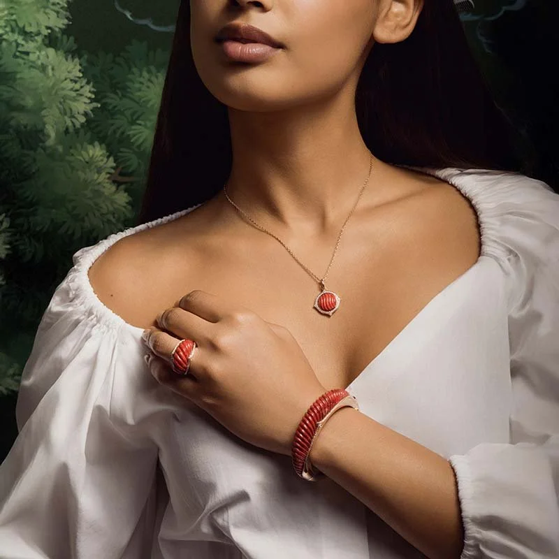 VANLELES-The Nile-18Karat-Rose Gold-Diamonds-Coral-Crown-Pendant-Ring-Bracelet-model1.jpg