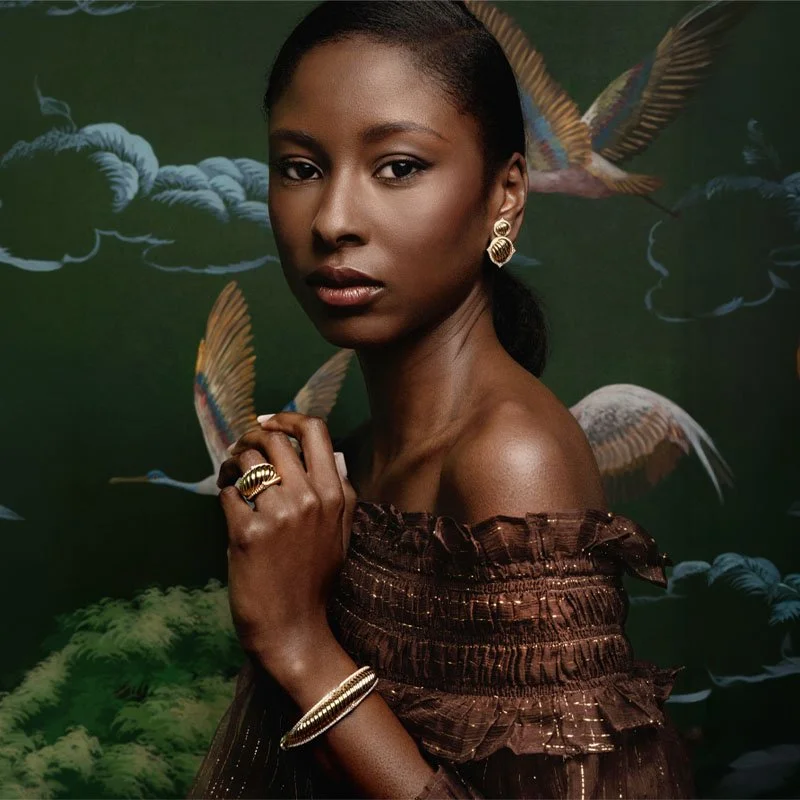 The Nile-18 karat-yellow gold-diamonds-suite-model.jpg