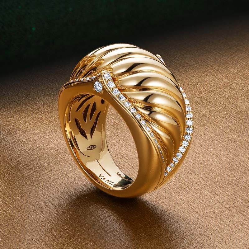 The Nile-18 karat-yellow gold-diamonds-ring.jpg (Copy)