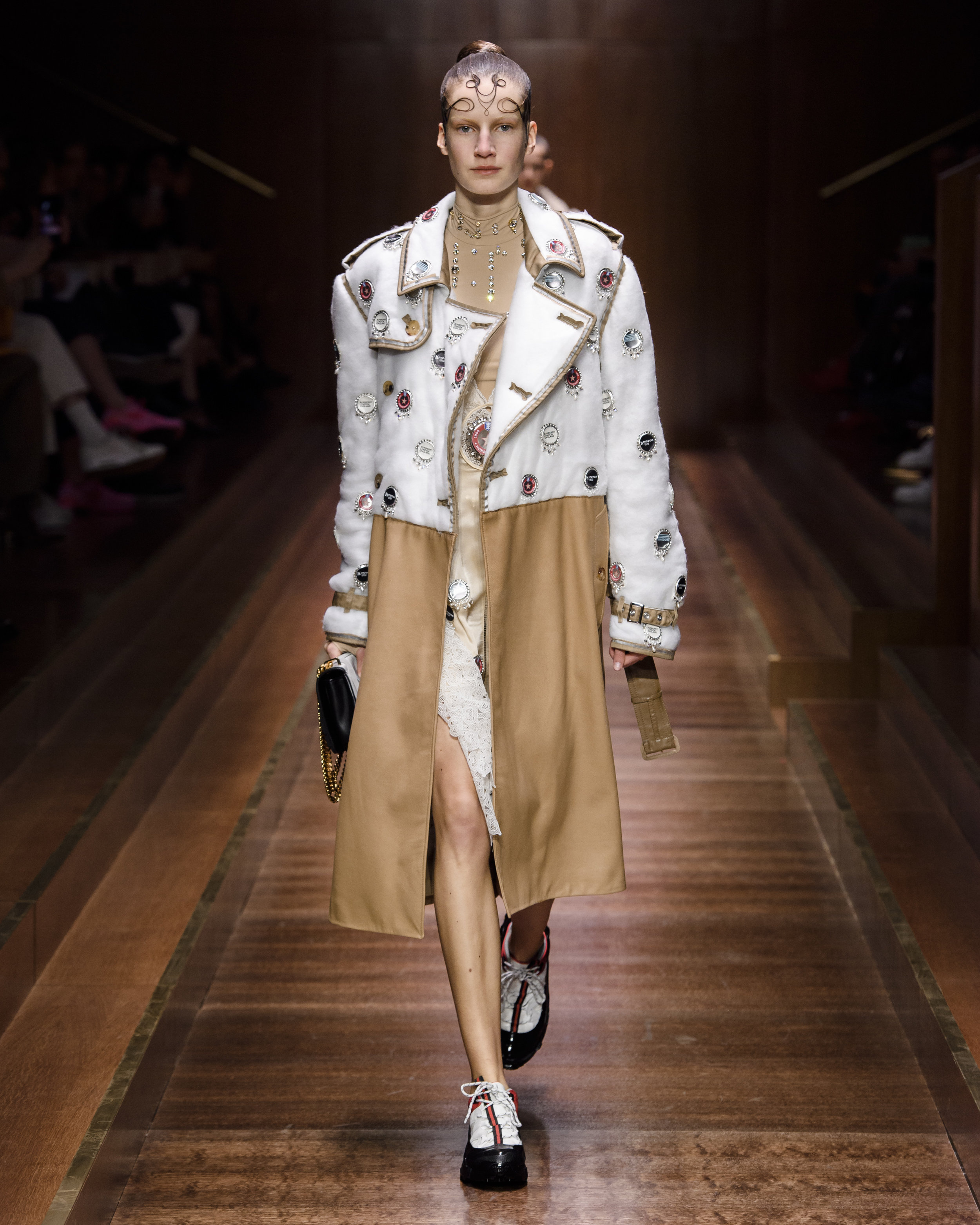 Burberry Autumn_Winter 2019 Collection - Look 37.jpg