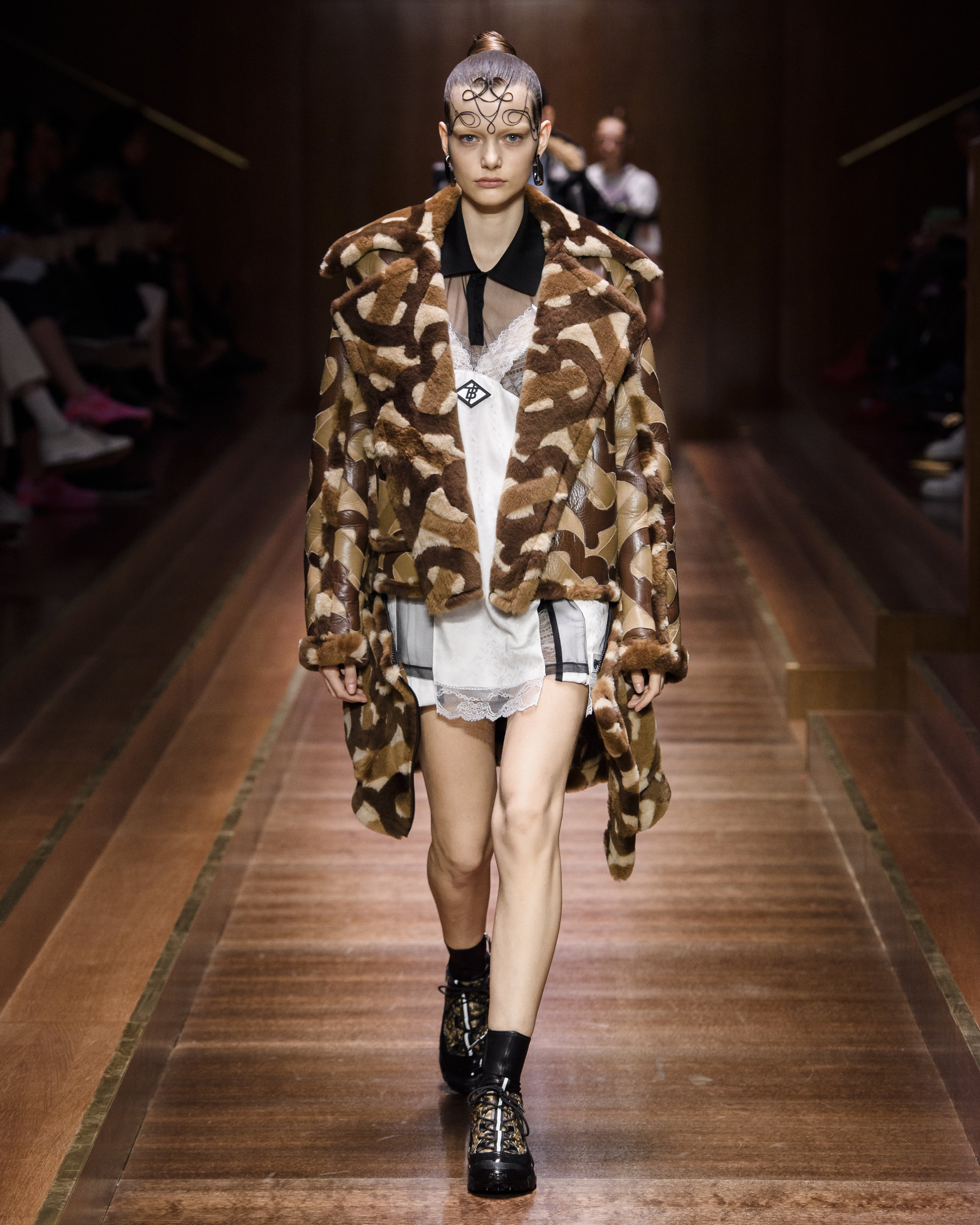 Burberry Autumn_Winter 2019 Collection - Look 39.jpg