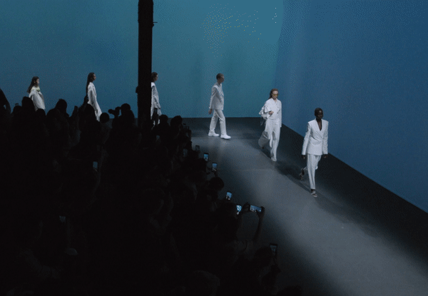 HBME_120_S20SR_BOSS_FSMilan_Show-Finale_1440x996_V2_anim.gif