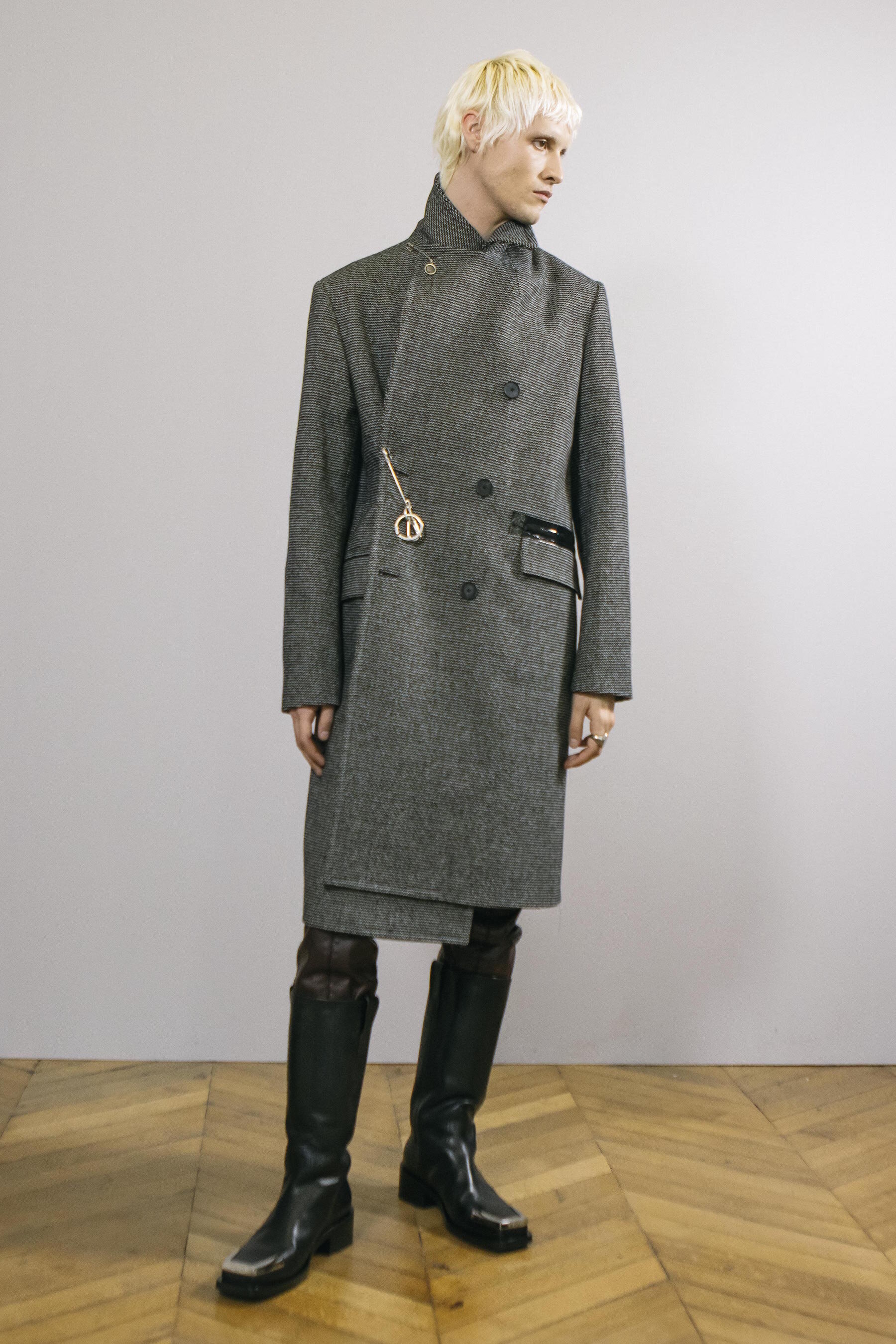 Givenchy Fall Winter 2020 Men_s RTW Collection_1st Look (11).jpg