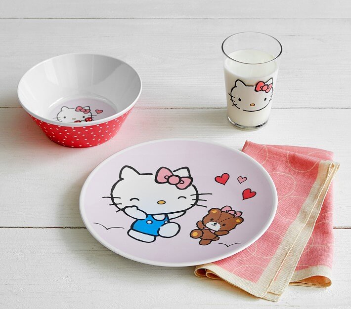 hello-kitty-tabletop-gift-set-o.jpg