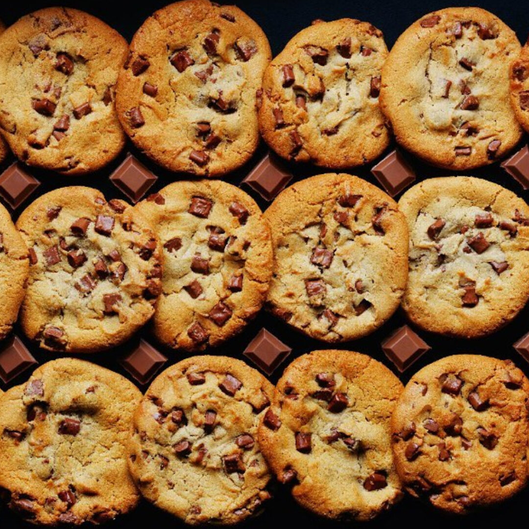 Freshly baked cookies_1080x1080.jpg