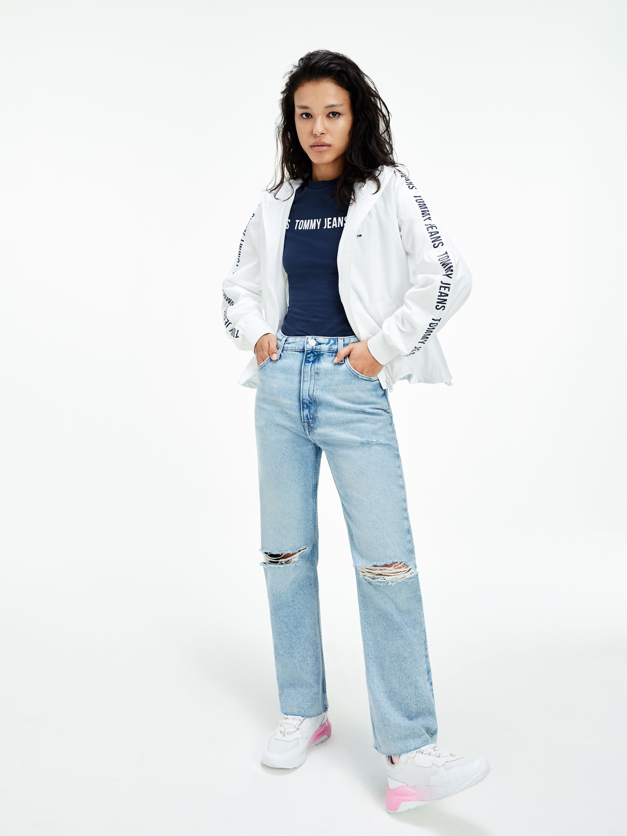 Spring 2021_Tommy Jeans_Look 2.jpeg