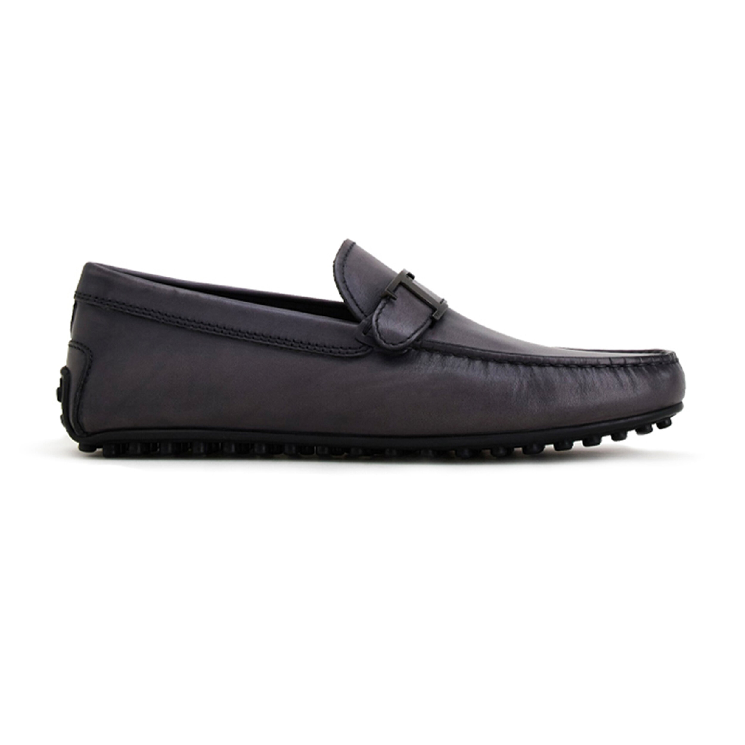  City Gommino in Leather, Tod's P39,950 