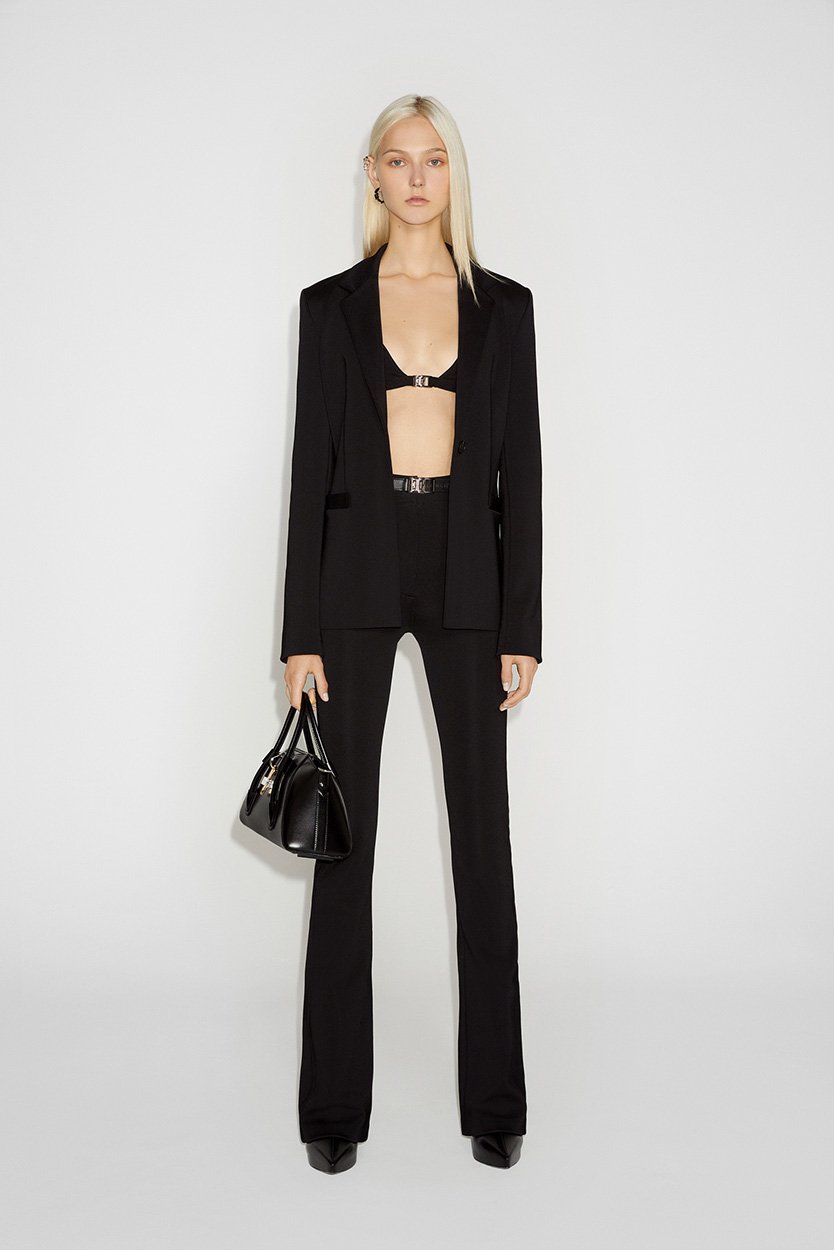 GIVENCHY_SPRING23_WOMEN_LOOK_01.jpg