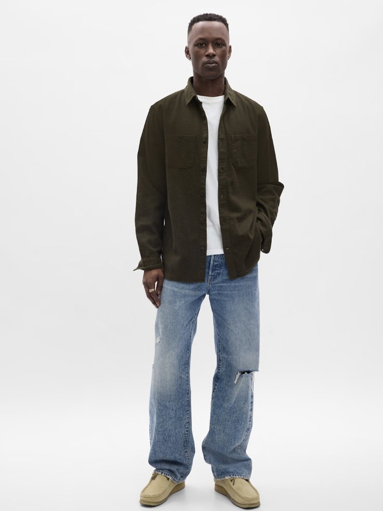 Gap Men_s 100_ Organic Cotton _90s Loose Jeans with Washwell 3950.jpeg