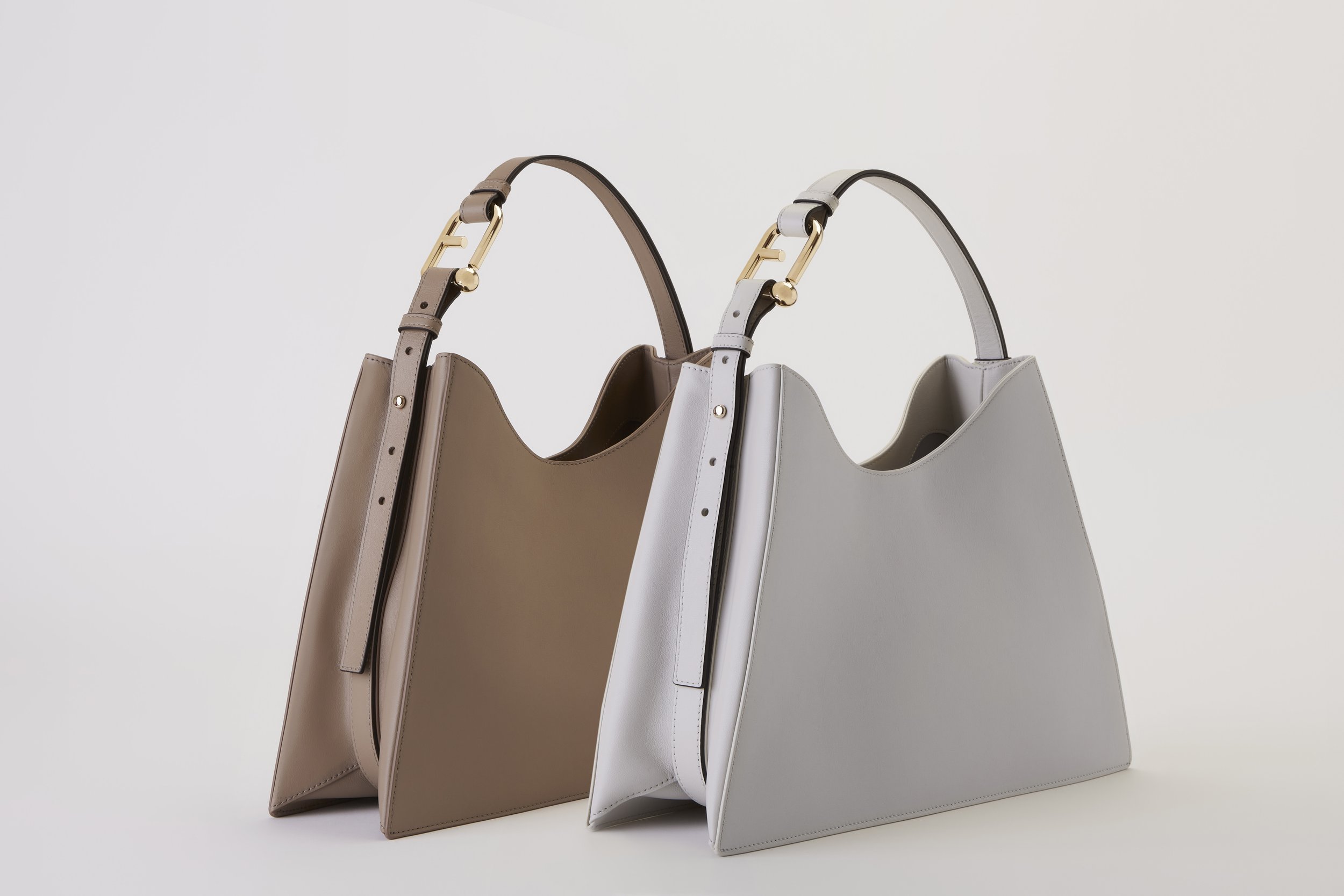 FURLA NUVOLA HOBO_GREIGE_MARSHMALLOW_ph courtesy Furla.jpg