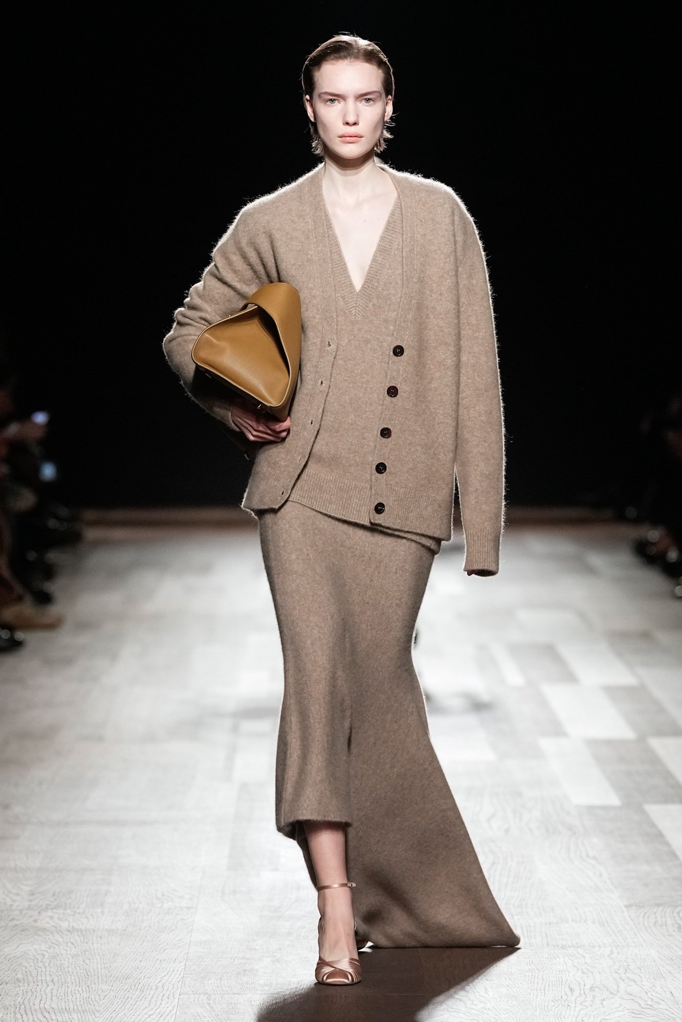 Ferragamo FW24 35.jpg