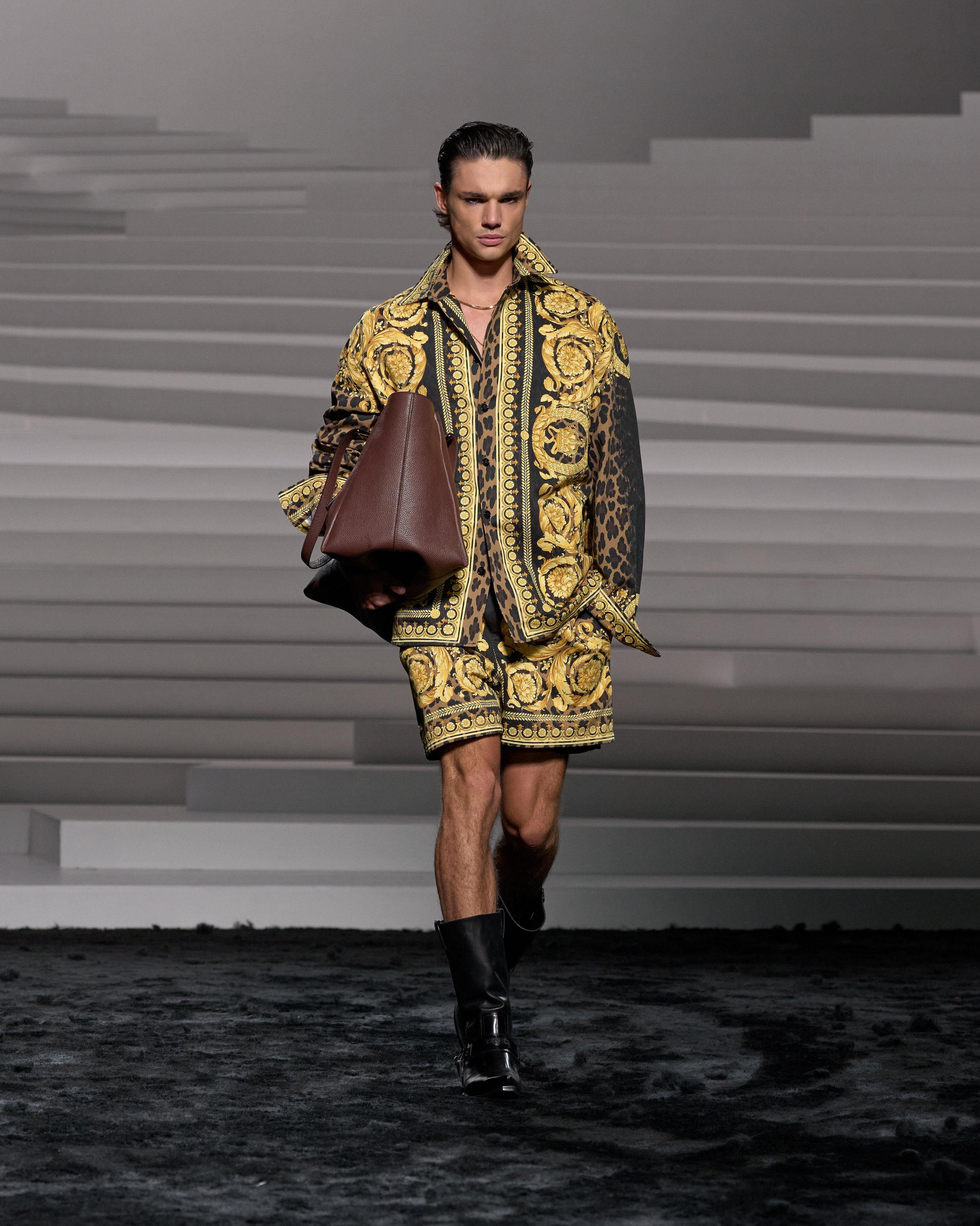 VERSACE FW 2024 - LOOK 32.jpg