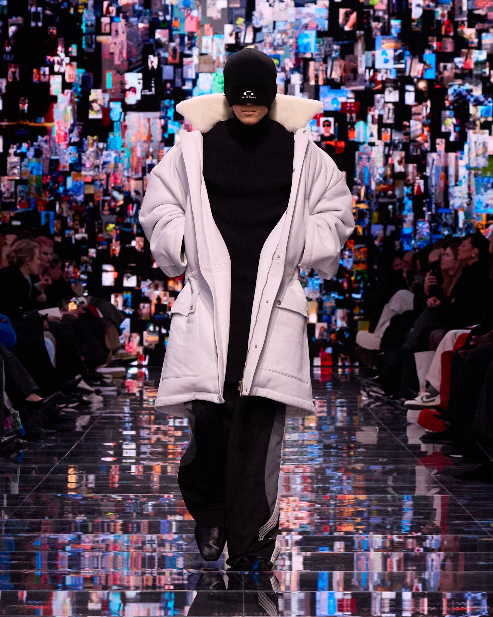 BALENCIAGA WINTER 24 LOOK 43_BILAL.jpg