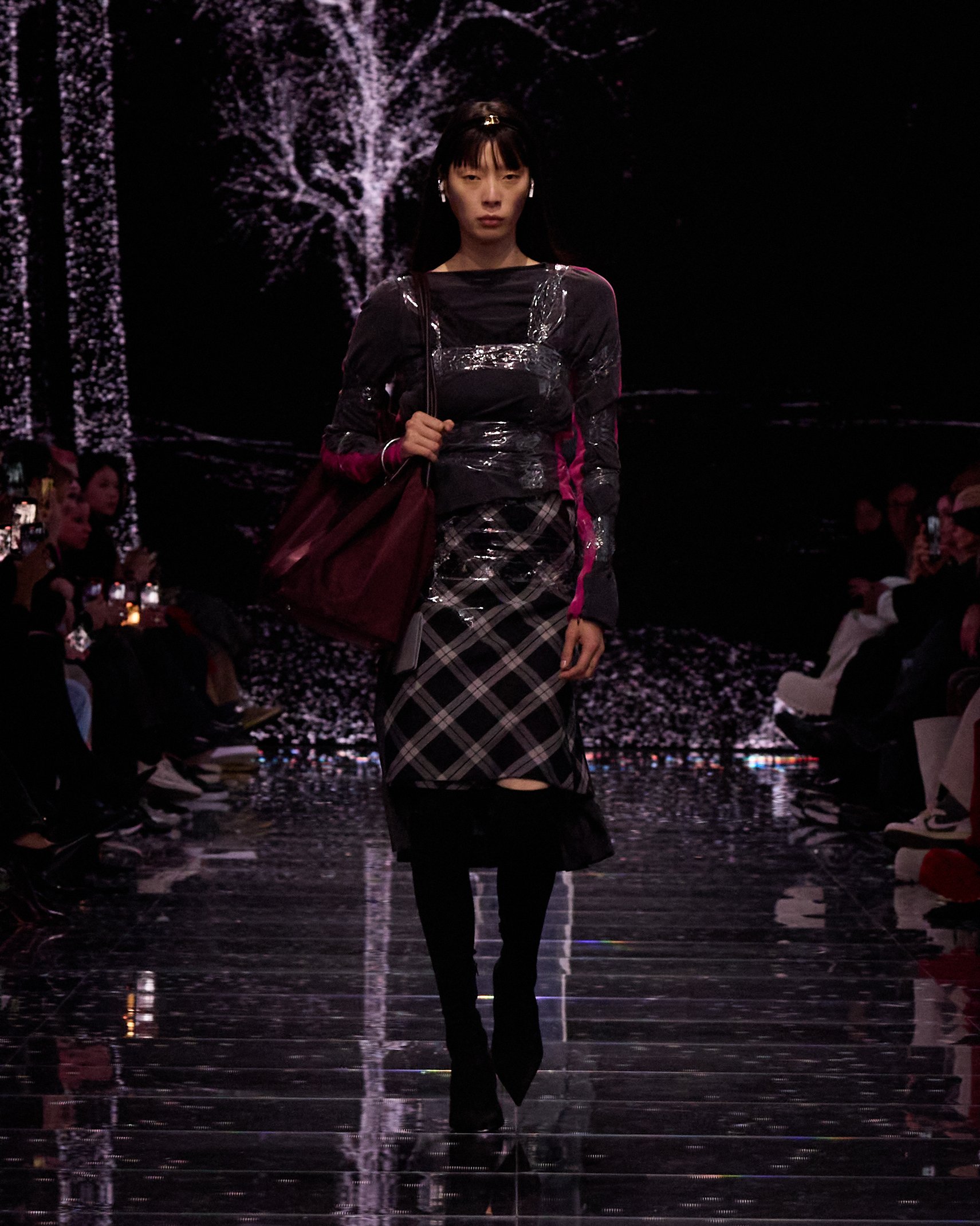 BALENCIAGA WINTER 24 LOOK 57_JAY PAK.jpg