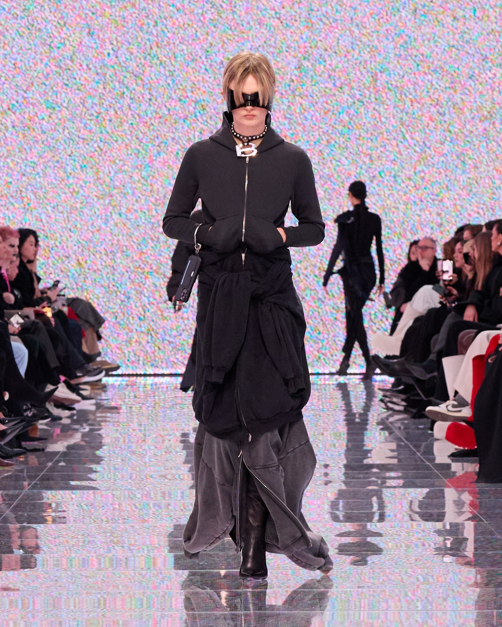 BALENCIAGA WINTER 24 LOOK 66_EMILY.jpg