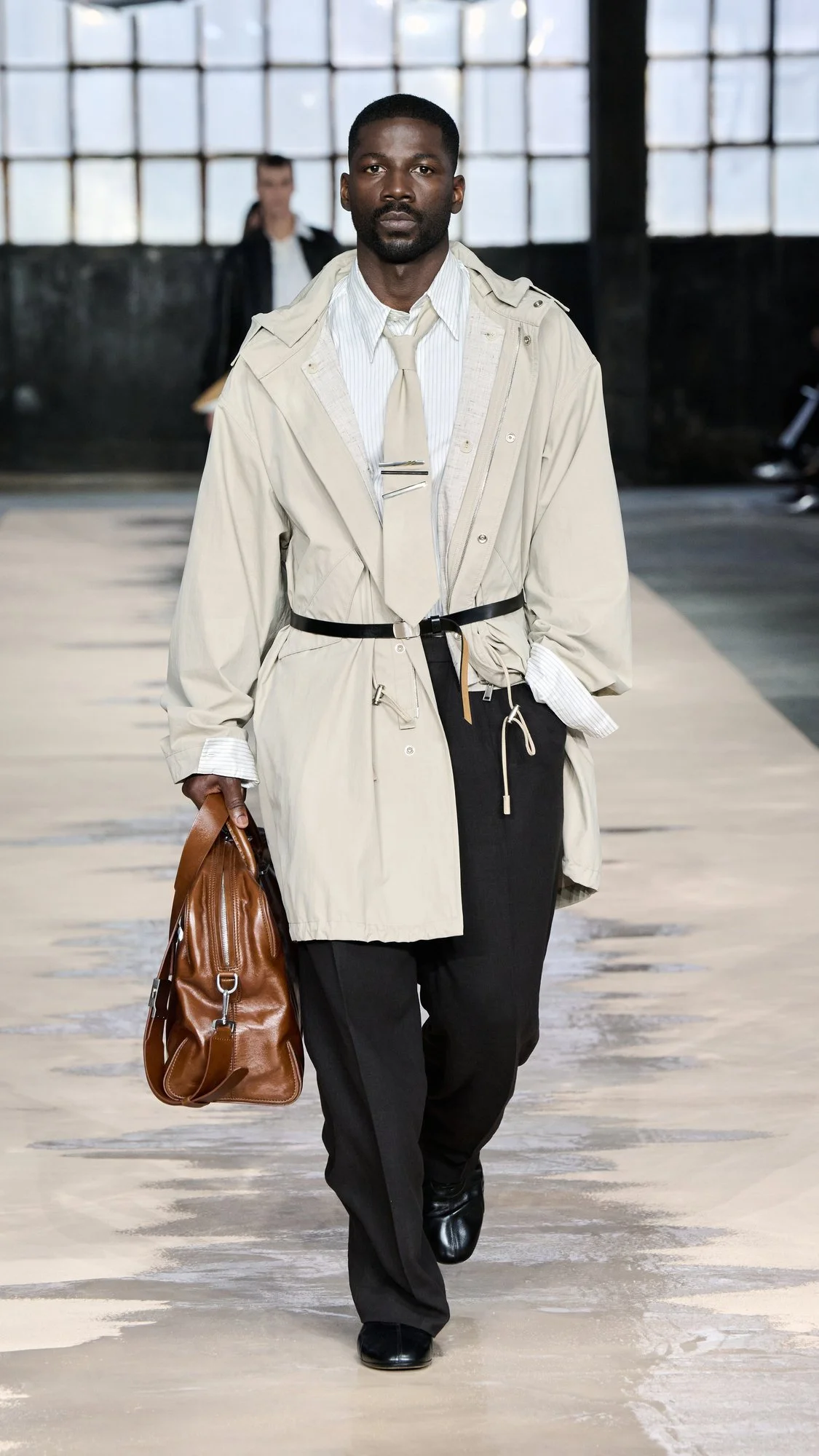 BOSS_Spring_Summer_26_Fashion_Show_RUNWAY_010_9x16__image-mid-res.jpeg