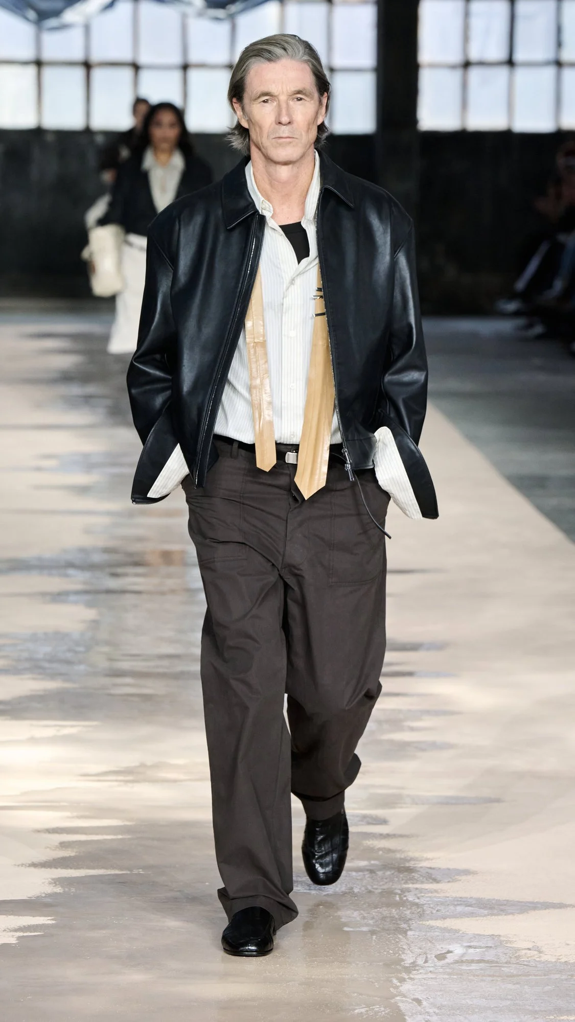 BOSS_Spring_Summer_26_Fashion_Show_RUNWAY_014_9x16__image-mid-res.jpeg