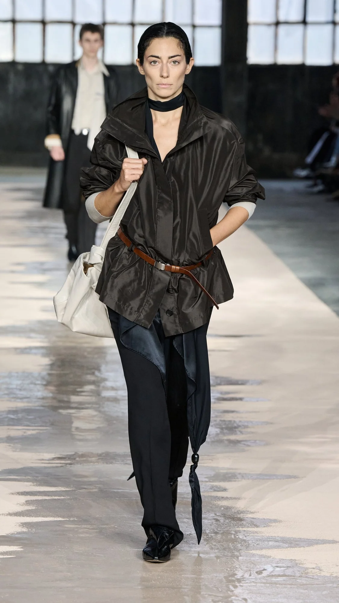 BOSS_Spring_Summer_26_Fashion_Show_RUNWAY_016_9x16__image-mid-res.jpeg