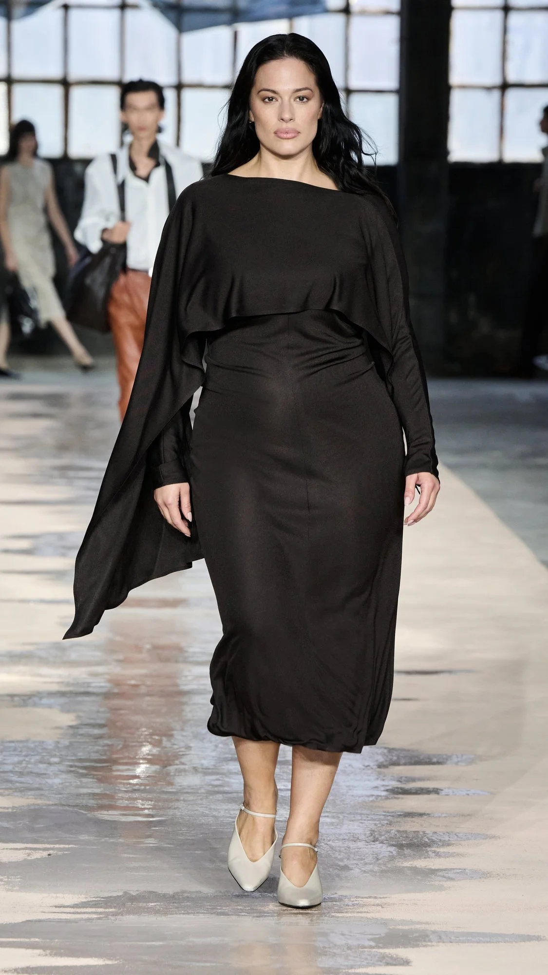 BOSS_Spring_Summer_26_Fashion_Show_RUNWAY_029_9x16__image-mid-res.jpeg