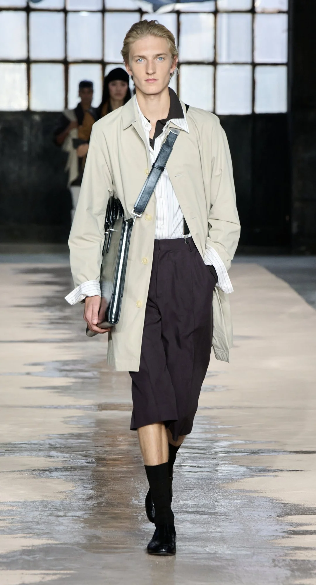 BOSS_Spring_Summer_26_Fashion_Show_RUNWAY_032_9x16__image-mid-res.jpeg