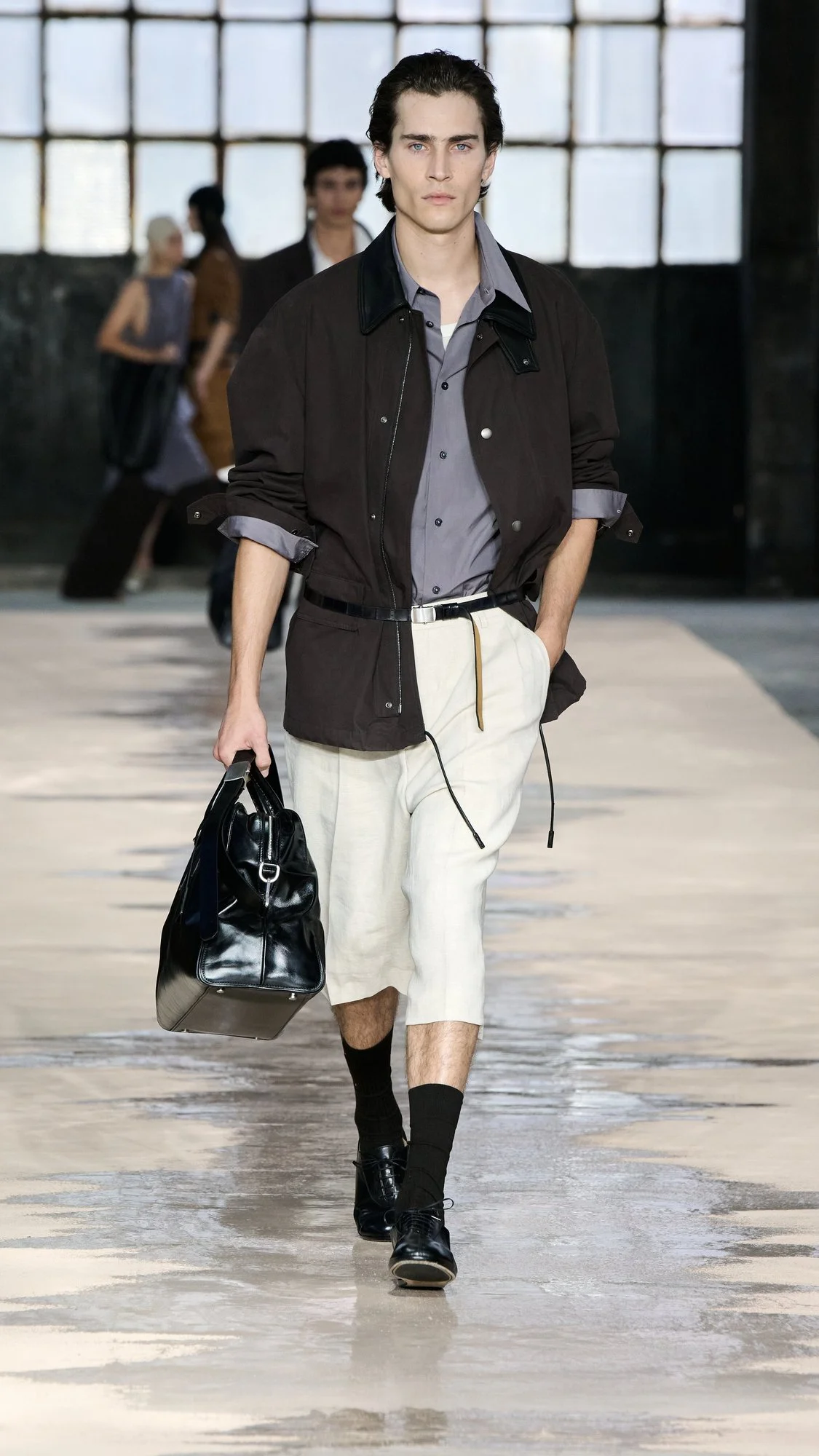 BOSS_Spring_Summer_26_Fashion_Show_RUNWAY_039_9x16__image-mid-res.jpeg