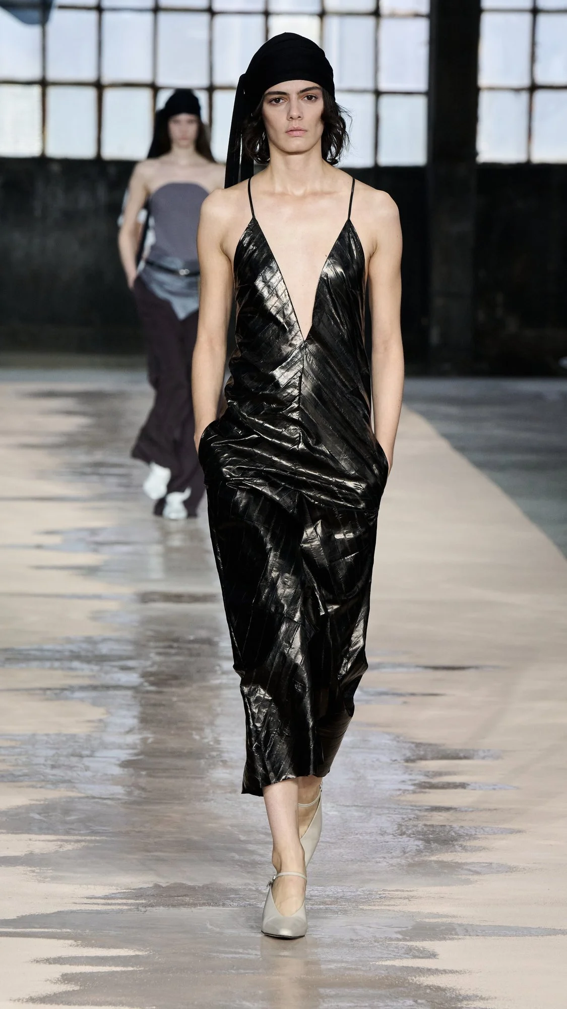 BOSS_Spring_Summer_26_Fashion_Show_RUNWAY_052_9x16__image-mid-res.jpeg