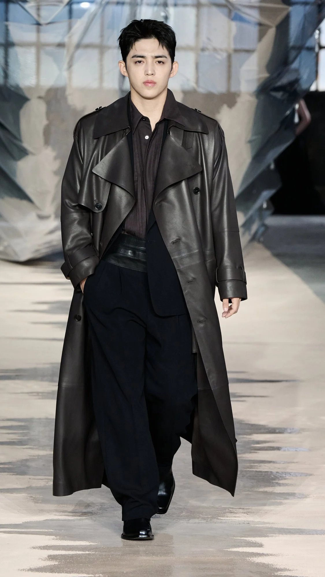BOSS_Spring_Summer_26_Fashion_Show_RUNWAY_064_9x16__image-mid-res.jpeg