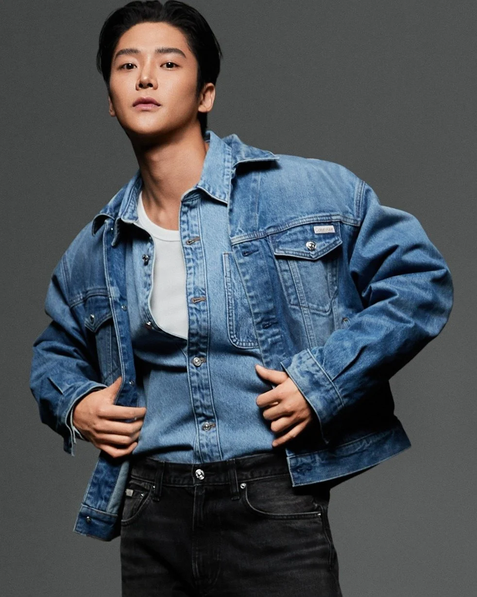 Calvin Klein light layers.

@ewsbdi goes tonal in triple denim and exudes laidback warmth in flannel. 

Find your seasonal layers with Calvin Klein.

Shop Calvin Klein 🛍️ 
- ssilife.com.ph/calvin-klein
- Central Square, Greenbelt 5, Rockwell, Okada,
