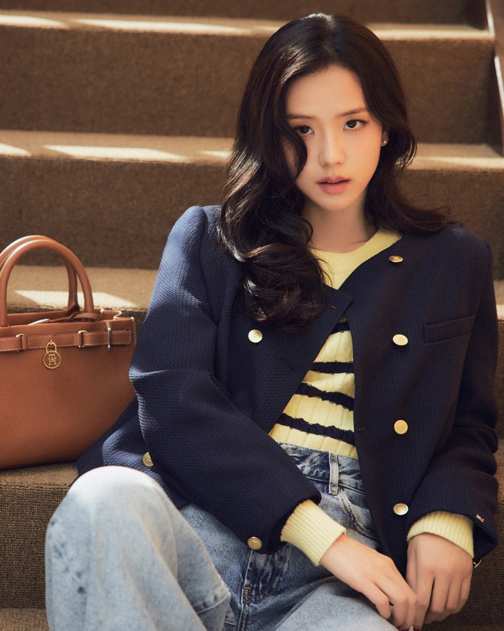 Kicking off the season in Tommy Hilfiger style, @sooyaaa__ gets ready for winter in preppy layers.

Shop Tommy Hilfiger 🛍️
- ssilife.com.ph/tommy-hilfiger 
- Greenbelt 5, Central Square, Okada, Shangri-La Plaza, Newport, Rockwell, Robinsons Place Ma