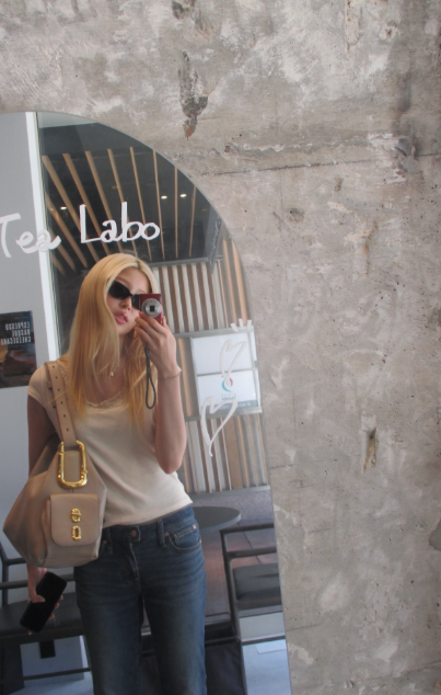 Yoonchae from KATSEYE (3).png