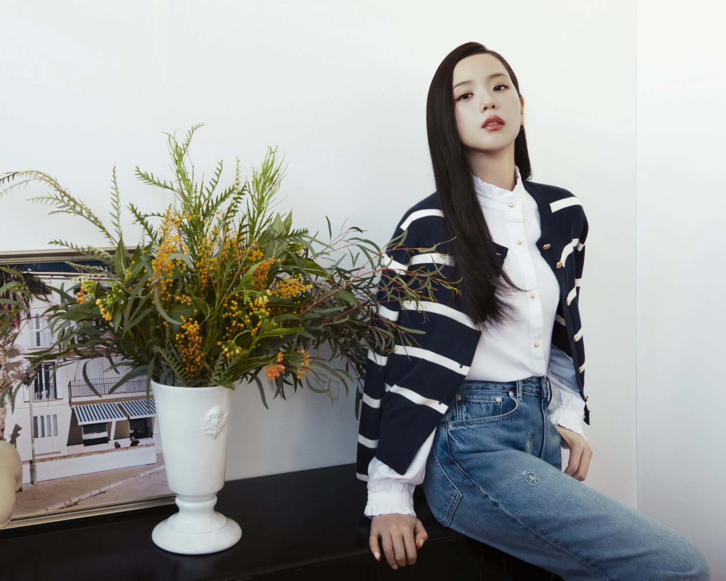 Copy of SP26_JISOO_C-Neck_Cardigan_Horizontal.jpg