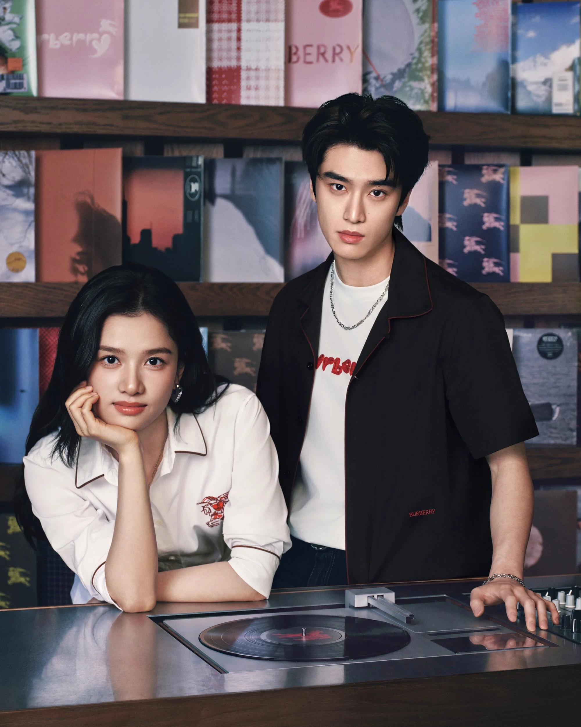 Burberry Chinese Valentine_s Day Campaign Hero Image 4x5-1.jpg
